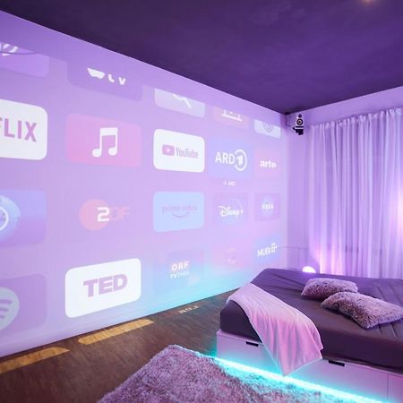 Huge Apartment With Home Cinema And Kitchen In Friedrichshain Berlin Exterior photo