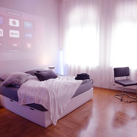 Huge Apartment With Home Cinema And Kitchen In Friedrichshain Berlin Exterior photo