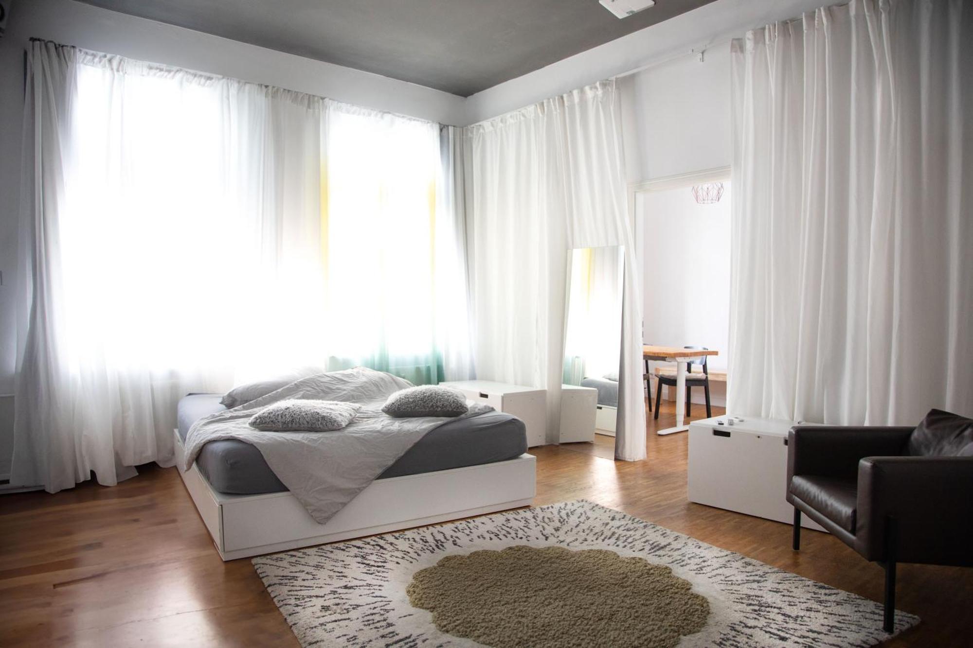 Huge Apartment With Home Cinema And Kitchen In Friedrichshain Berlin Exterior photo